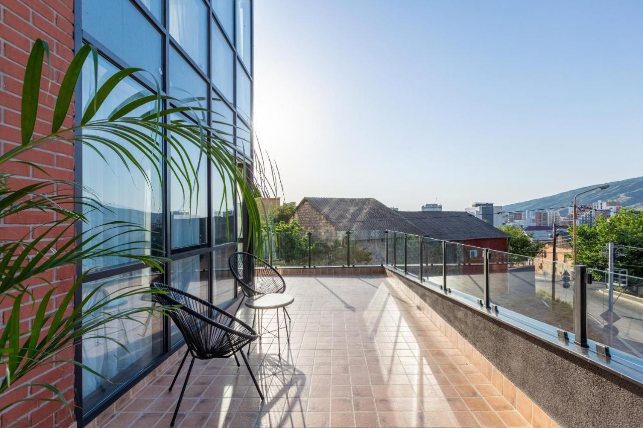 Biography Design Tbilisi Hotel Exterior photo