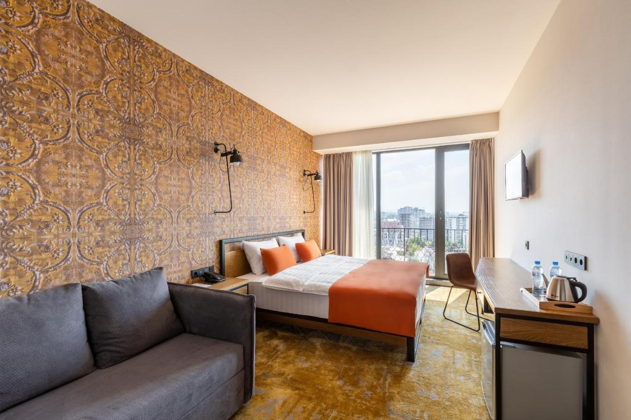 Biography Design Tbilisi Hotel Exterior photo
