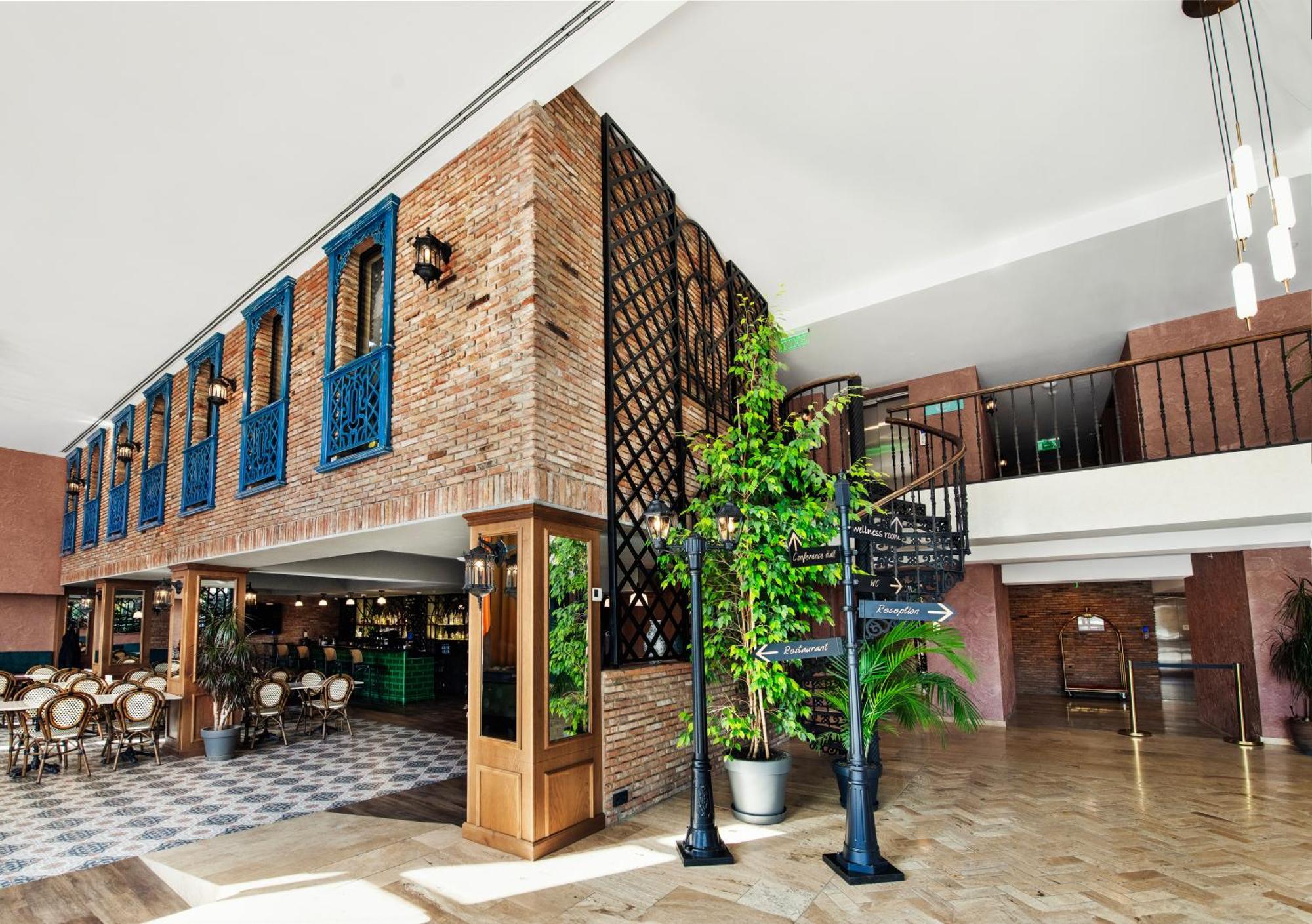 Biography Design Tbilisi Hotel Exterior photo